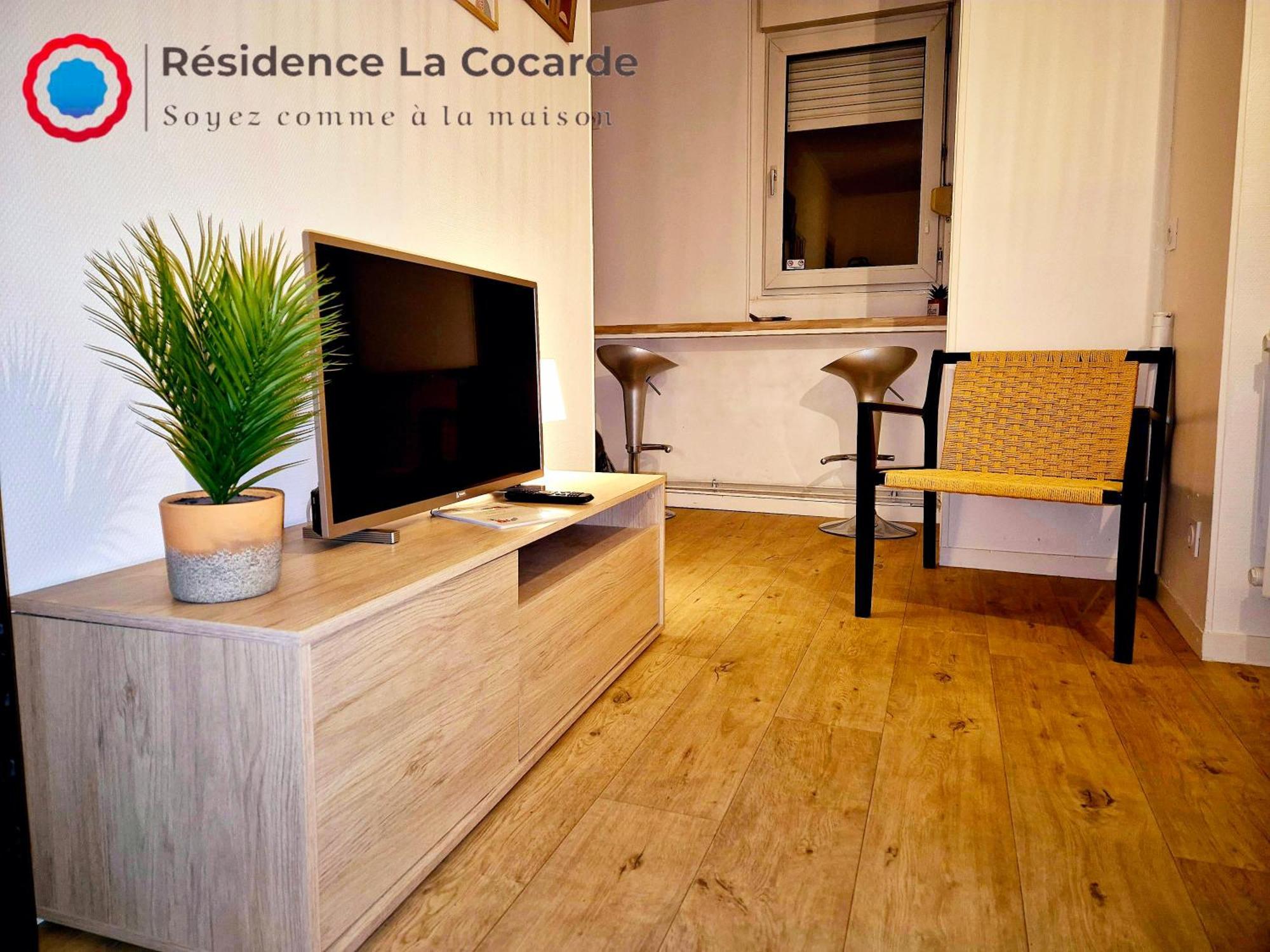 La Cocarde, Type * Bourges